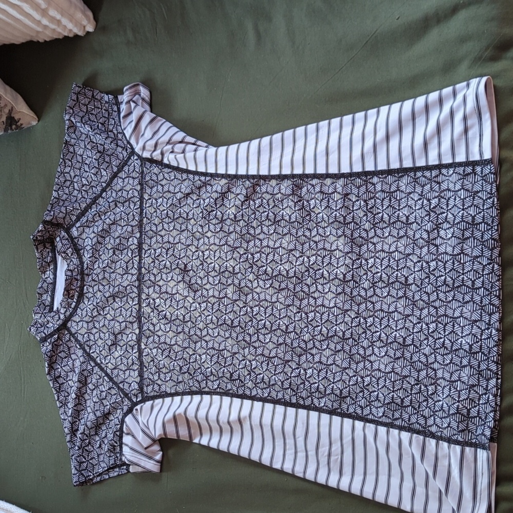 2/$25 Patagonia EUC swim sun shirt size large